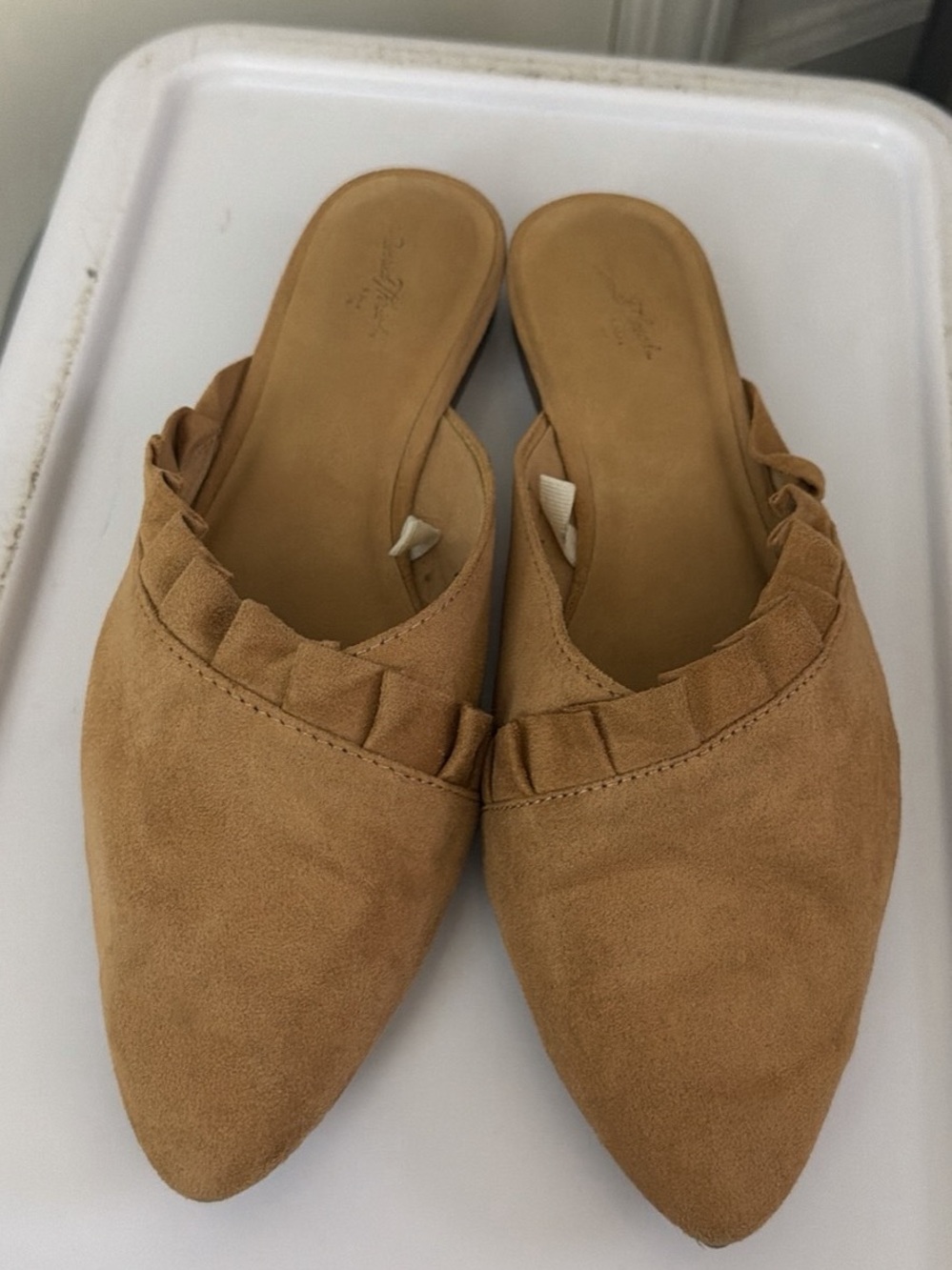 Universal Thread Tan Pointed Ruffle Slip-On Mules